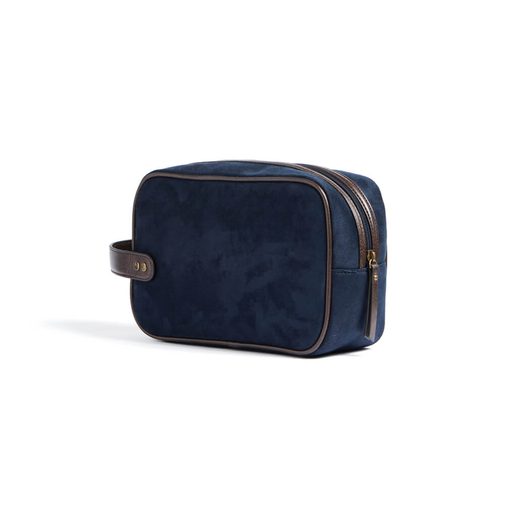 VINGA Hunton washbag - Image 16