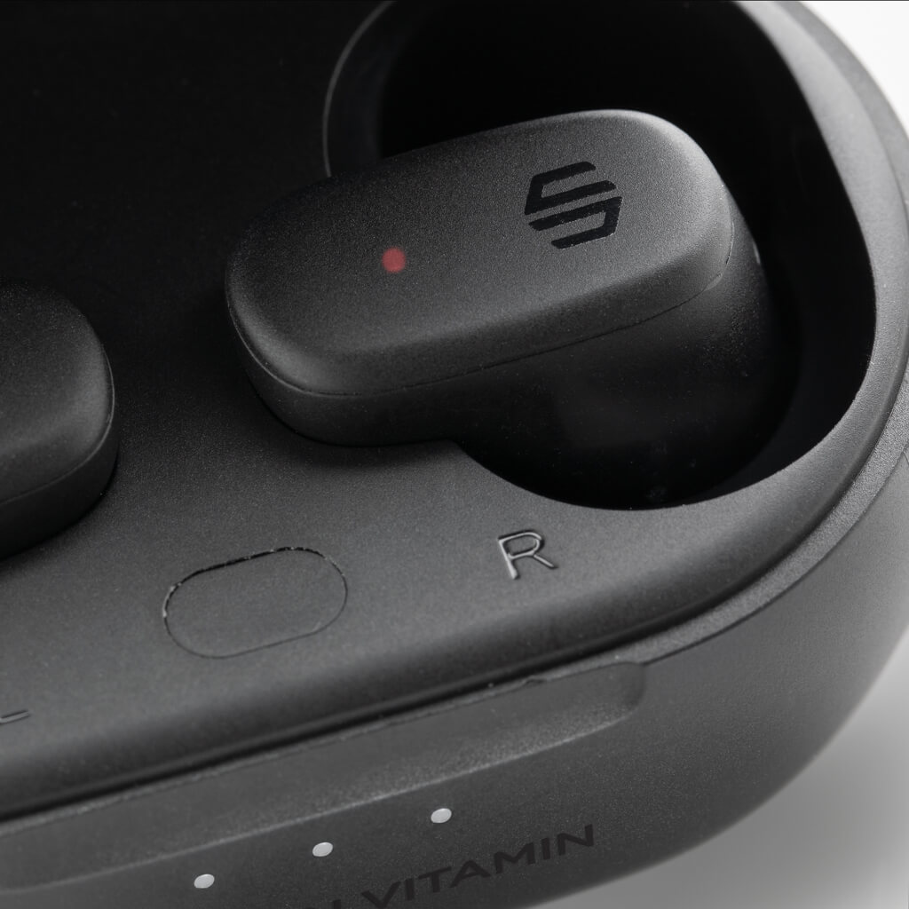 Urban Vitamin Gilroy hybrid ANC and ENC earbuds - Image 9