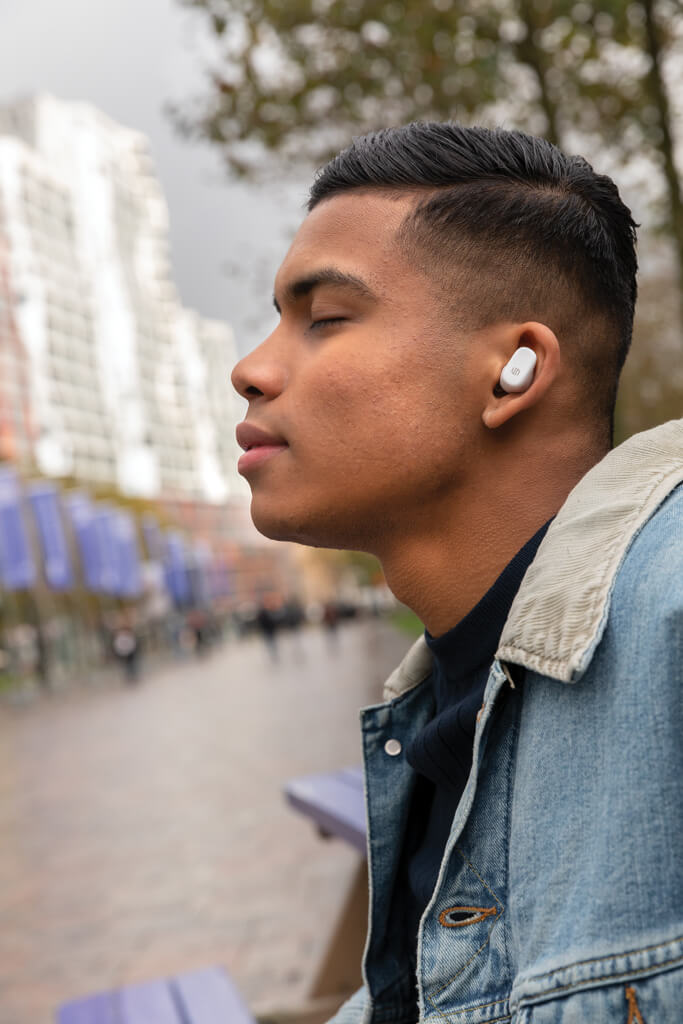 Urban Vitamin Gilroy hybrid ANC and ENC earbuds - Image 46