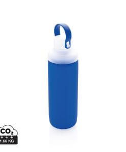 Glass water bottle with silicone sleeve