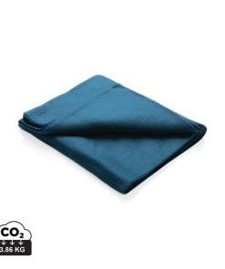 Fleece blanket in pouch