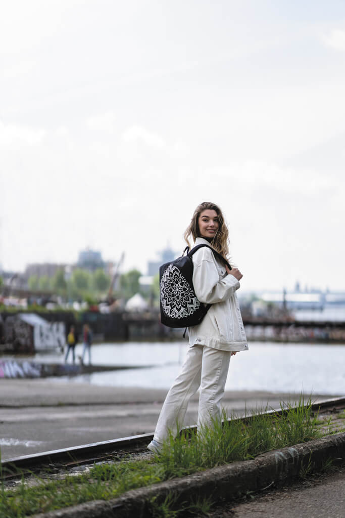 Bobby Soft "Art", anti-theft backpack - Image 119