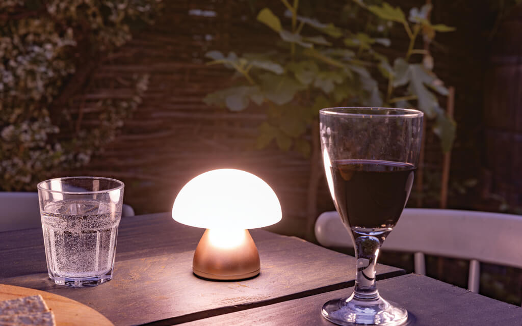 Luming RCS recycled plastic USB re-chargeable table lamp - Image 24