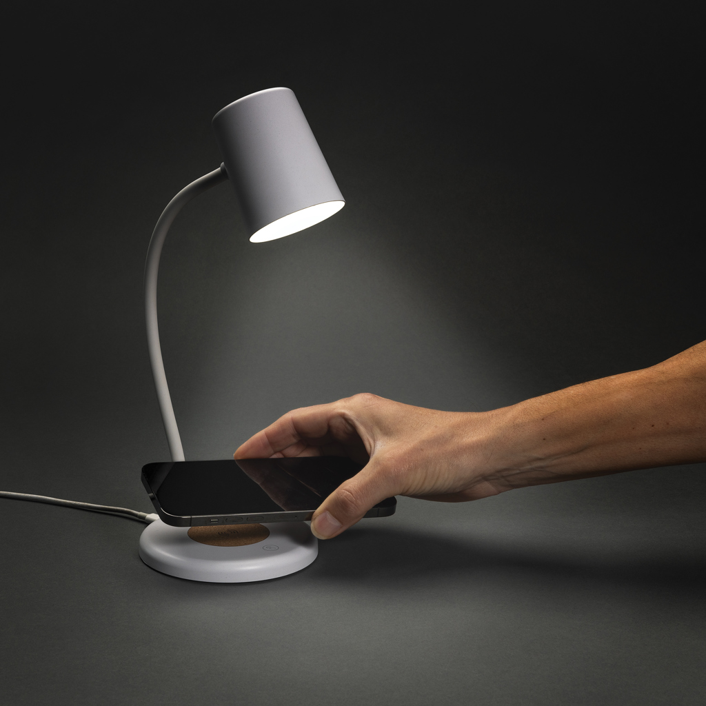 Zenara RCS recycled plastic and cork 15W wireless desk lamp - Image 8