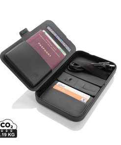 Swiss Peak RCS recycled travel case with 3 in 1 charger