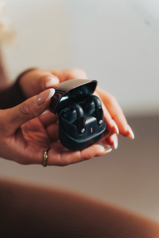 Urban Vitamin Long Beach ENC rplastic wireless earbuds - Image 14