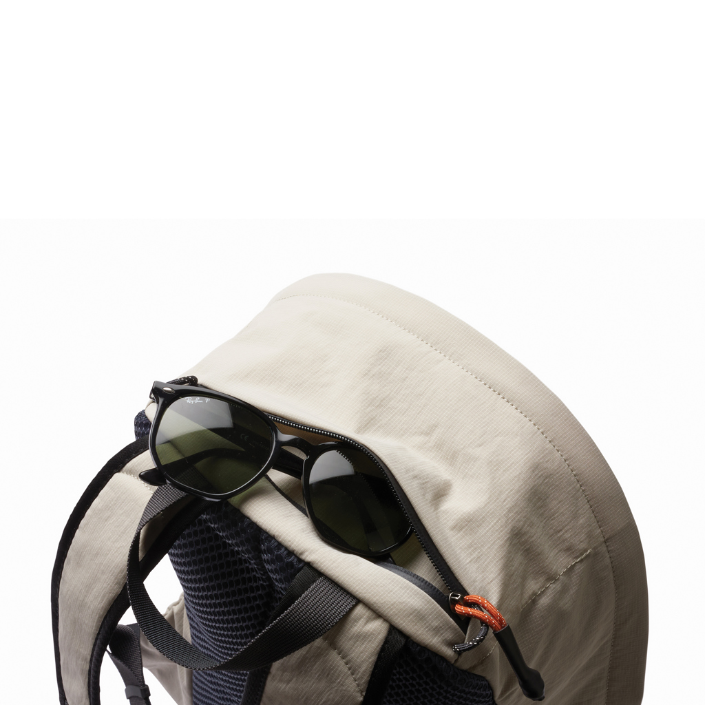 Bellroy Lite Daypack - Image 19