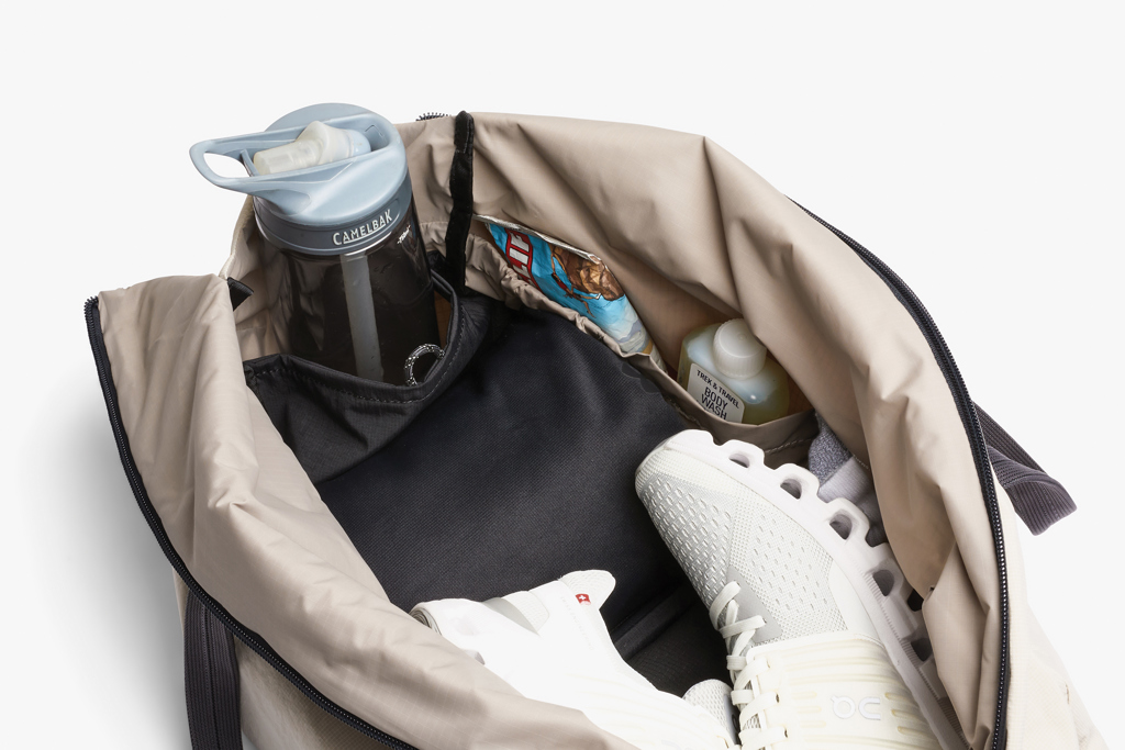 Bellroy Lite Duffel - Image 16