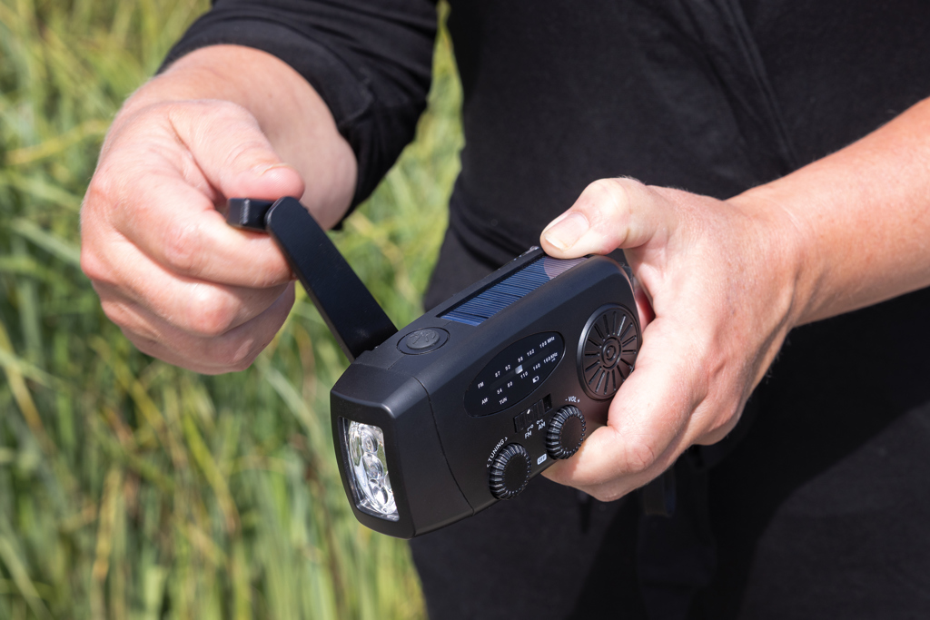 RescueWave RCS recycled plastic emergency radio - Image 6